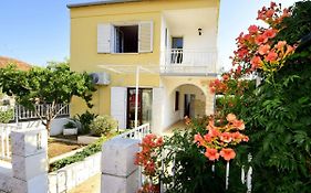 Holiday Home Lolita By Interhome